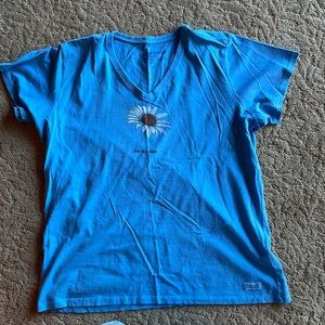 Pretty blue t shirt